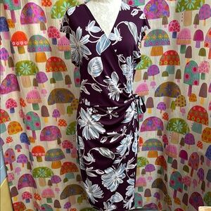Lark & Ro Floral Cap Sleeve Wrap Dress. Large